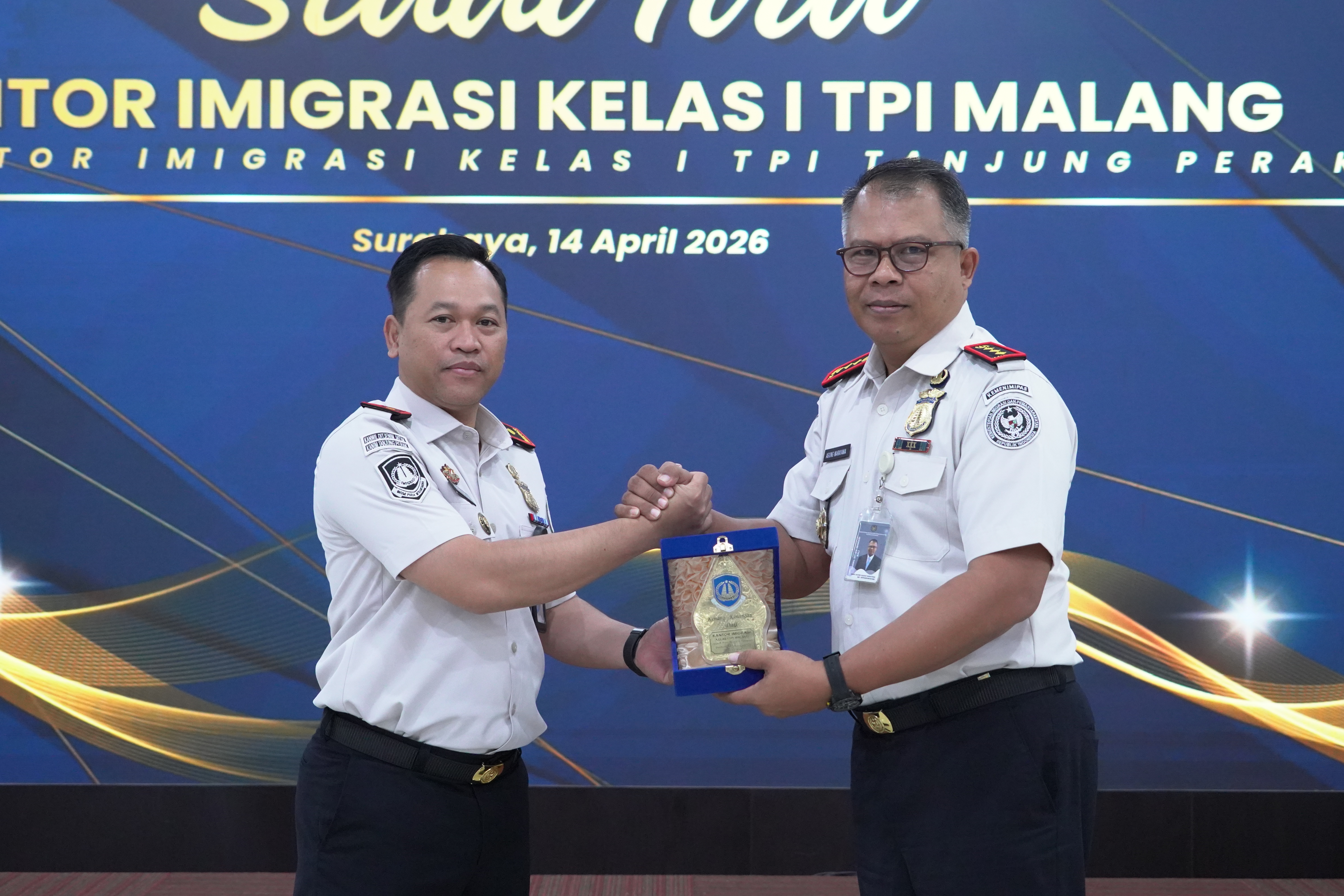 Perkuat Sinergi Antar-Satuan Kerja, Kantor Imigrasi Kelas I TPI Tanjung Perak Terima  Kunjungan Studi Tiru Jajaran Pejabat Kantor Imigrasi Kelas I TPI Malang